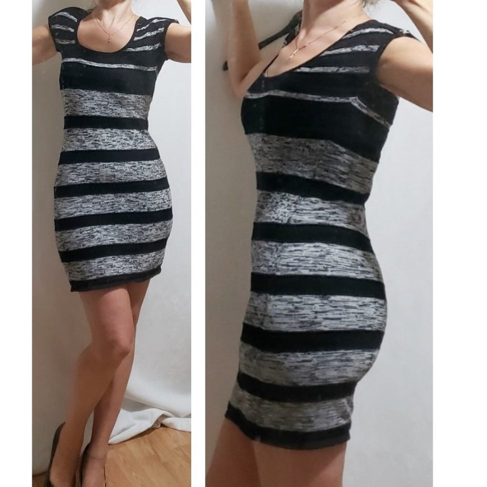 Short sleeve - Knit Dress - Smart Set - Size XS